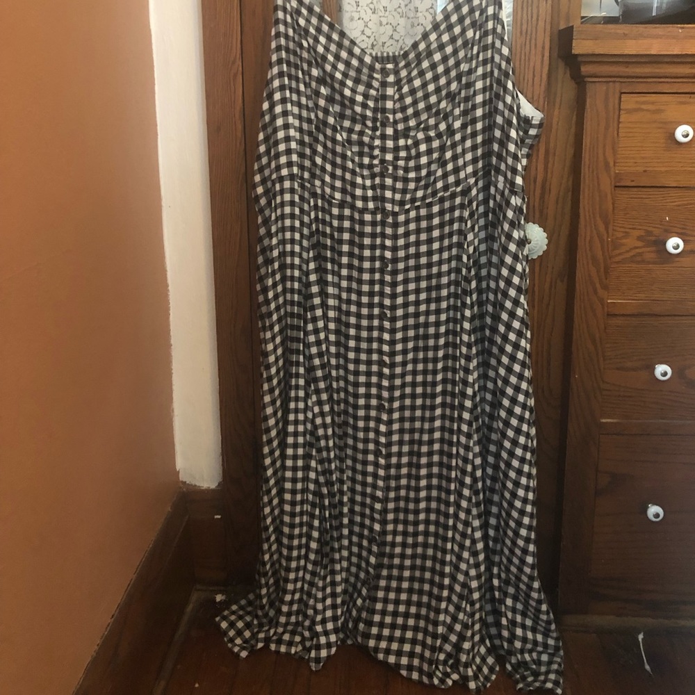 Gingham midi sundress